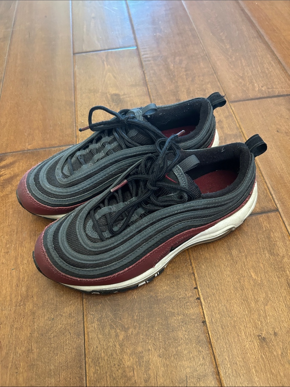 Nike Kids Air Max Black and Burgundy Textile Sneakers